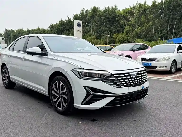 Jetta Jetta VA7 2025 1.4T Automatic First Come First Served Edition 2025 - thumbnail 3