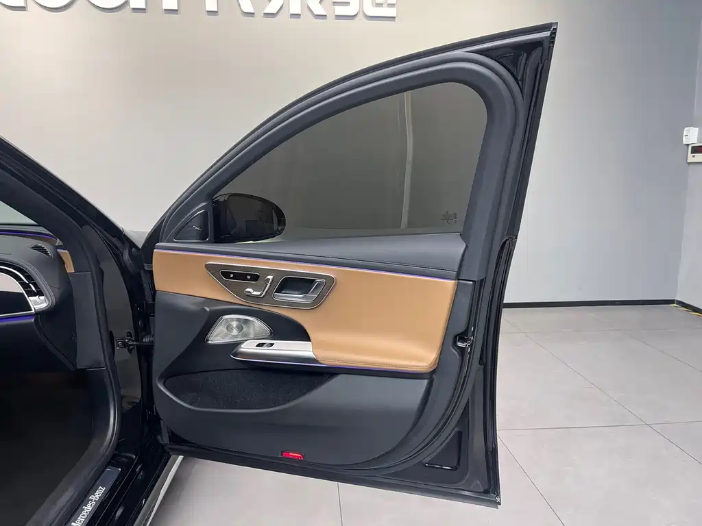 Mercedes-Benz Mercedes-Benz E-Class 2024 E 300 L Luxury Model 2024 - thumbnail 28