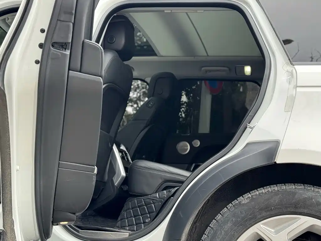 Land Rover Range Rover Sport 2021 3.0 L6 SE 2021 - thumbnail 17