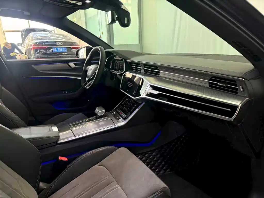 Audi Audi A6L 2023 Facelift 45 TFSI quattro Premium Dynamic Edition 2023 - thumbnail 8