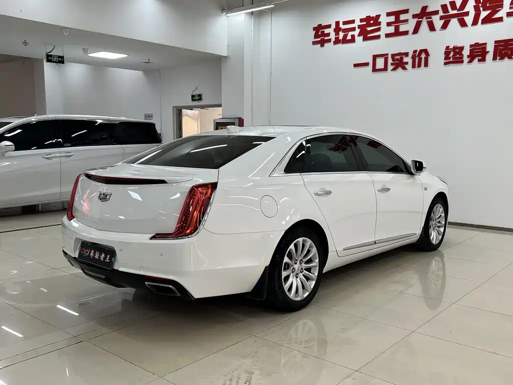 Cadillac Cadillac XTS 2018 28T Technology Edition 2019 - thumbnail 4