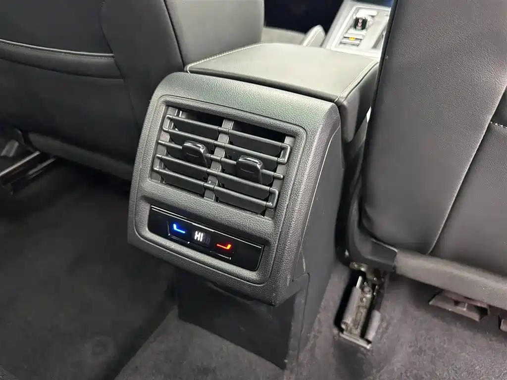 Volkswagen Golf 2021 280TSI DSG R-Line 2021 - thumbnail 23