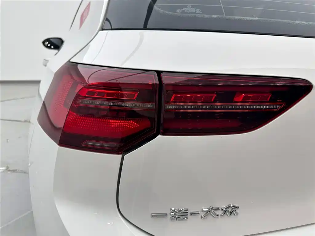 Volkswagen Golf 2021 280TSI DSG R-Line 2021 - thumbnail 28