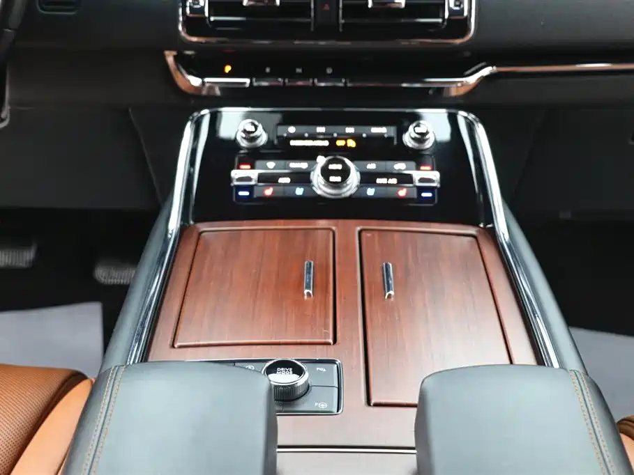 Lincoln Navigator 2020 3.5T Select Edition 2022 - thumbnail 18