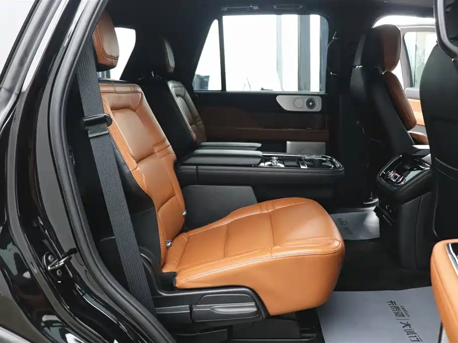 Lincoln Navigator 2020 3.5T Select Edition 2022 - thumbnail 25