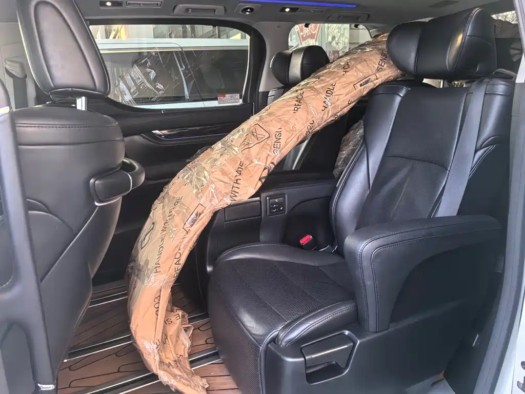 Toyota Toyota Alphard 2019 Model Hybrid 2.5L HV Luxury Version 2019 - thumbnail 4