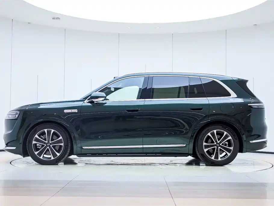AITO Aito M7 2026 Extended Range Ultra AWD 5-Seat (192-line LiDAR) 2025 - thumbnail 3
