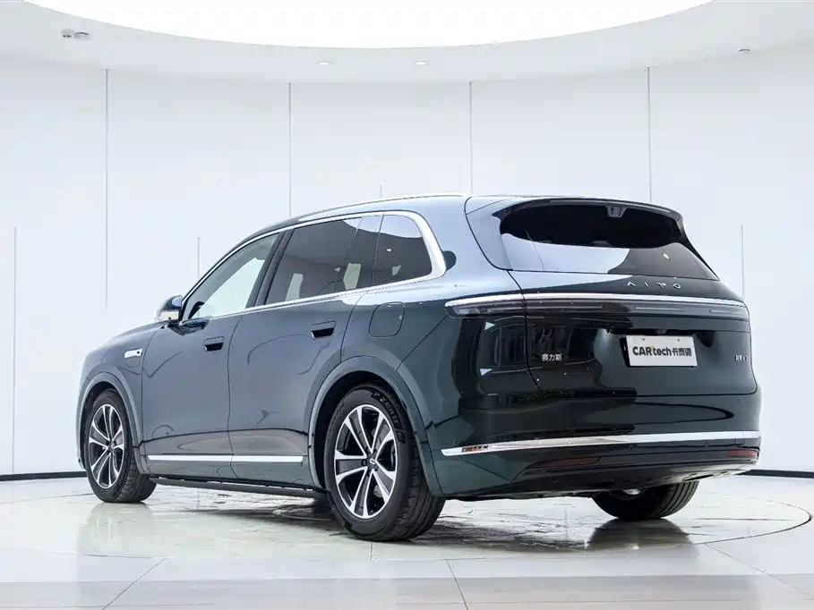 AITO Aito M7 2026 Extended Range Ultra AWD 5-Seat (192-line LiDAR) 2025 - thumbnail 4