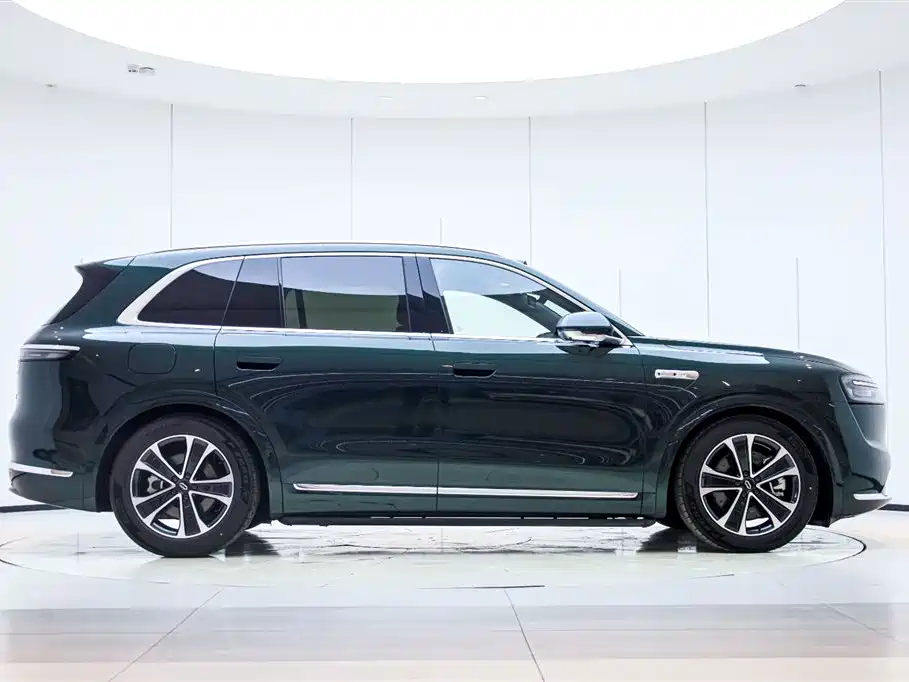 AITO Aito M7 2026 Extended Range Ultra AWD 5-Seat (192-line LiDAR) 2025 - thumbnail 6