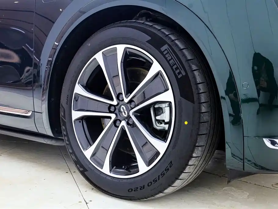 AITO Aito M7 2026 Extended Range Ultra AWD 5-Seat (192-line LiDAR) 2025 - thumbnail 12