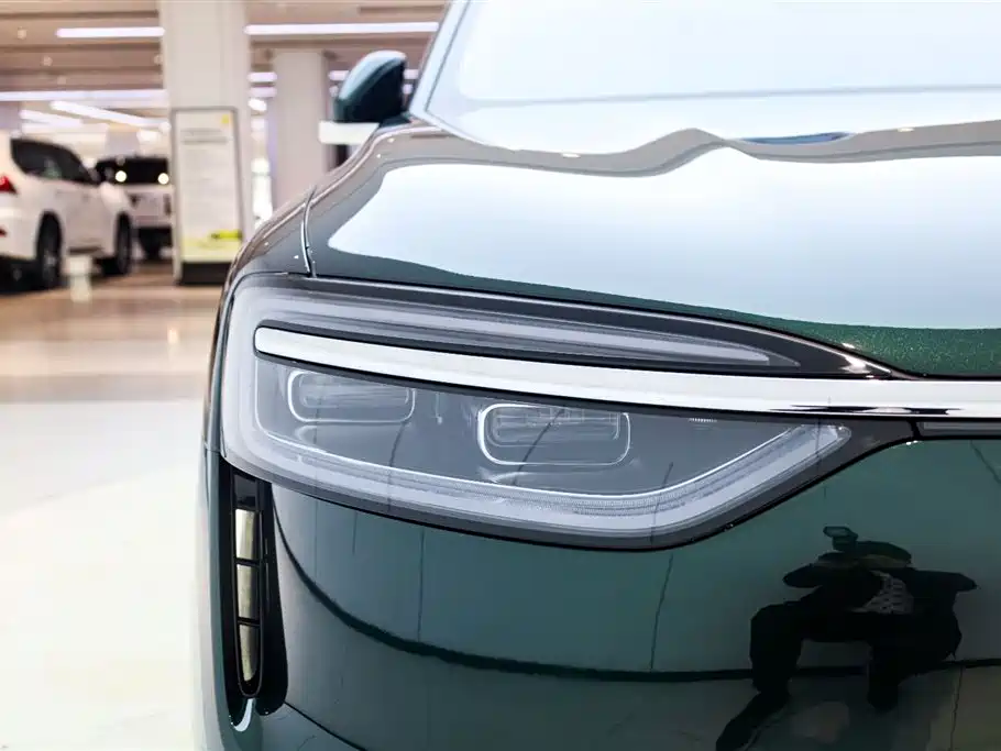 AITO Aito M7 2026 Extended Range Ultra AWD 5-Seat (192-line LiDAR) 2025 - thumbnail 13