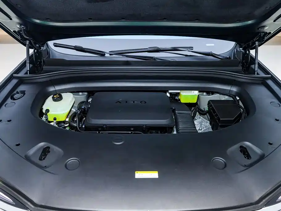 AITO Aito M7 2026 Extended Range Ultra AWD 5-Seat (192-line LiDAR) 2025 - thumbnail 14