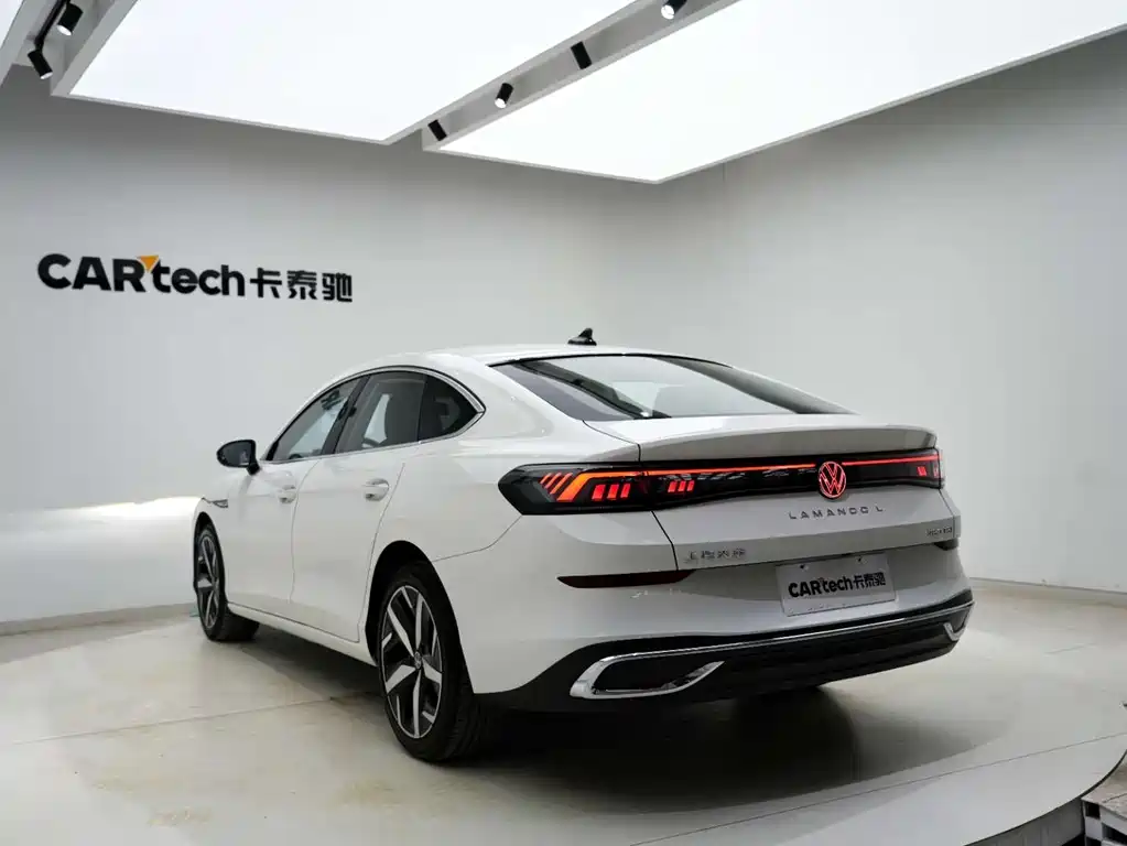 Volkswagen Lamando 2022 Lamando L 280TSI DSG Cool & Spicy Edition 2023 - thumbnail 14