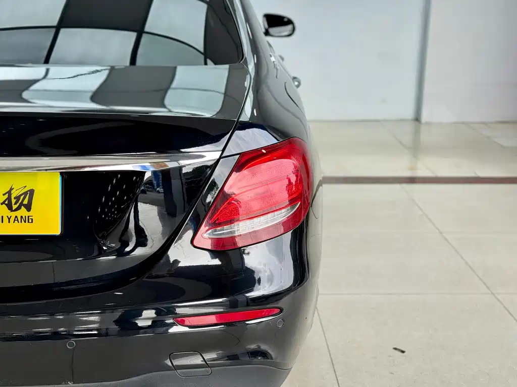 Mercedes-Benz Mercedes-Benz E-Class 2019 Facelift E 300 L Sport Luxury 2019 - thumbnail 25