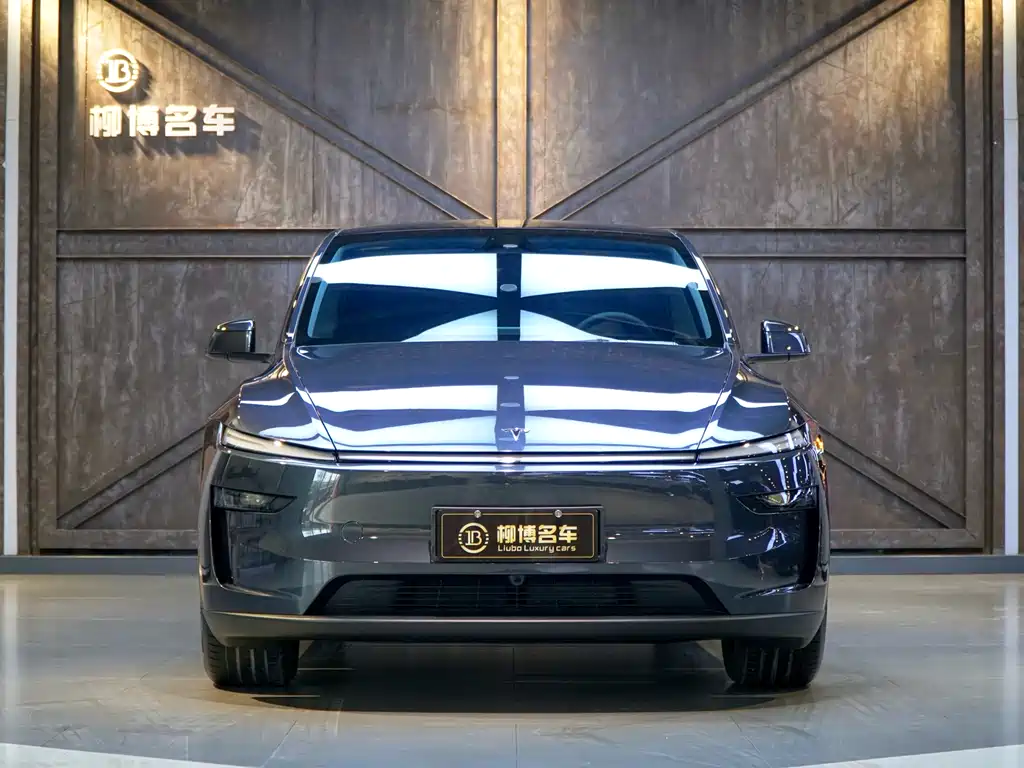 Tesla Model Y 2025 Long Range AWD First Edition 2025 - thumbnail 2