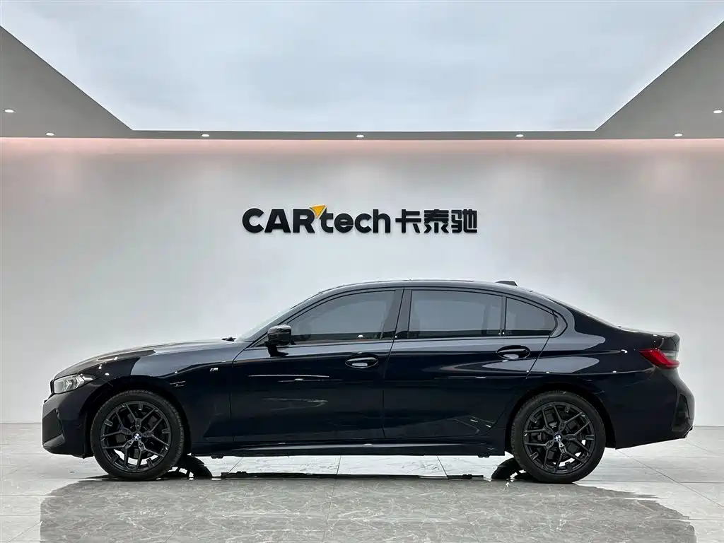 BMW BMW 3 Series 2025 Model 330Li M Sport Shadow Night Package 2024 - thumbnail 2