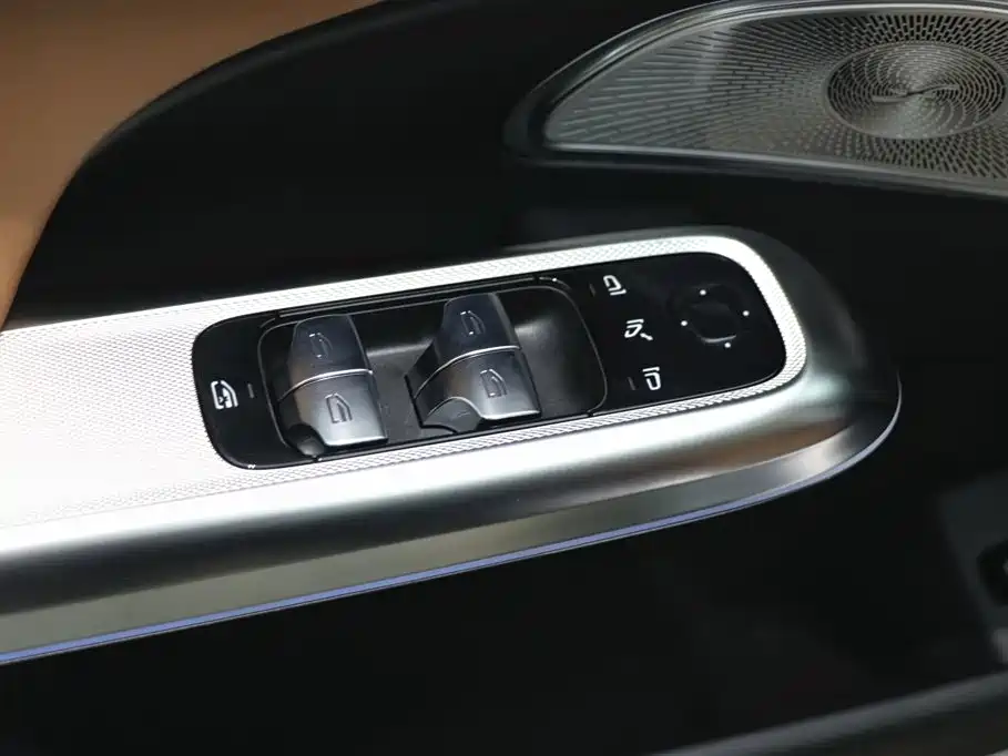 Mercedes-Benz Mercedes-Benz E-Class 2026 E 300 L Luxury Model 2026 - thumbnail 11