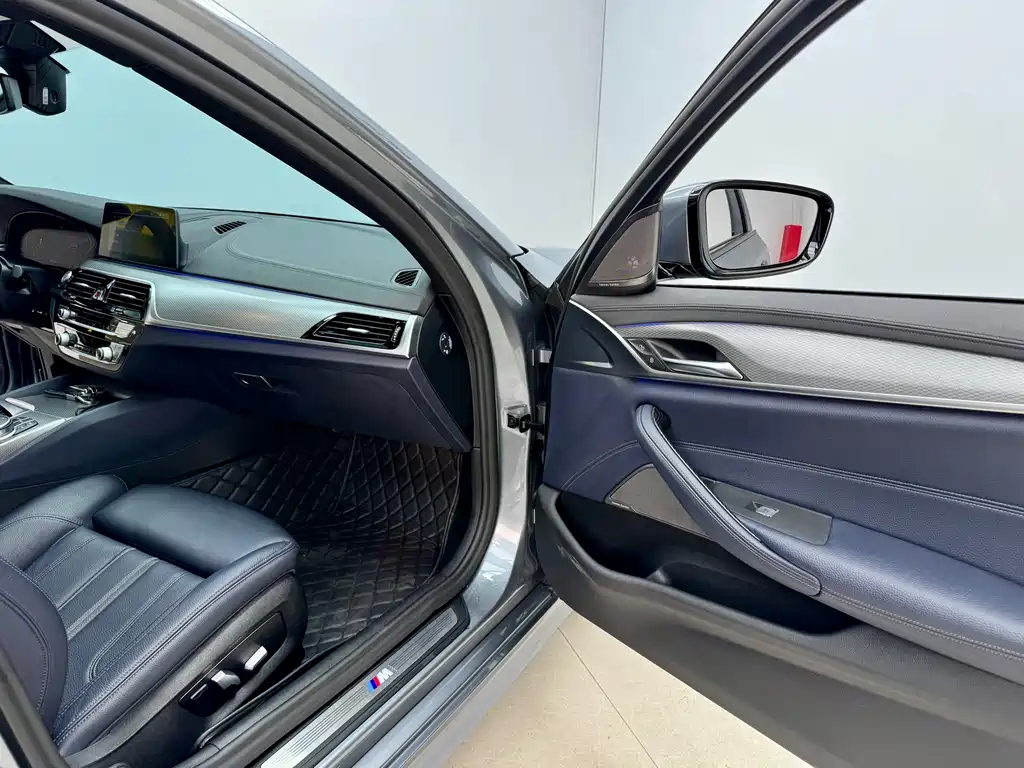 BMW BMW 5 Series Import 2020 530i M Sport Package 2020 - thumbnail 15