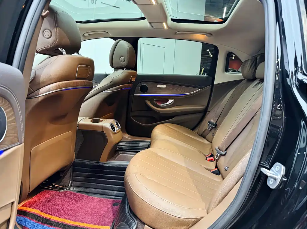 Mercedes-Benz Mercedes-Benz E-Class 2019 Model Year Facelift E 300 L Fashion Edition 2019 - thumbnail 10