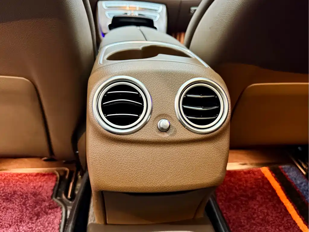 Mercedes-Benz Mercedes-Benz E-Class 2019 Model Year Facelift E 300 L Fashion Edition 2019 - thumbnail 19