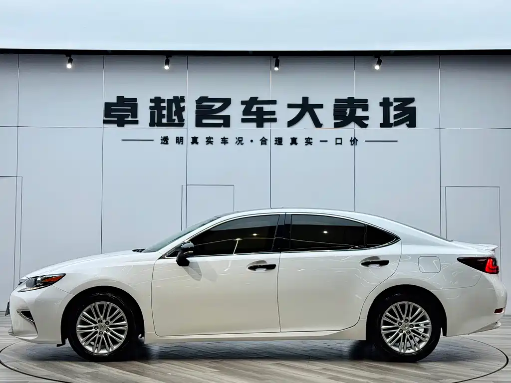 Lexus Lexus ES 2015 ES 200 Premium Edition 2017 - thumbnail 4