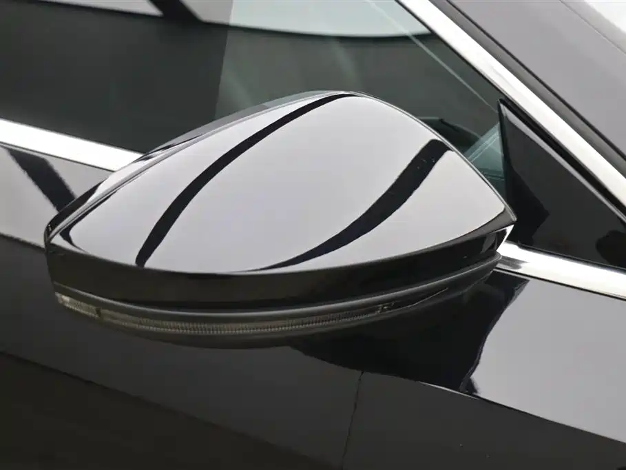 Audi Audi A7L 2022 45 TFSI S-line Dream Edition Flow Crystal Package 2023 - thumbnail 30