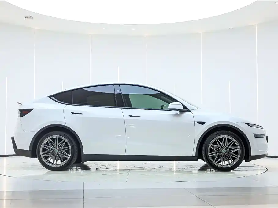 Tesla Model Y 2025 Long Range All-Wheel Drive 2025 - thumbnail 22