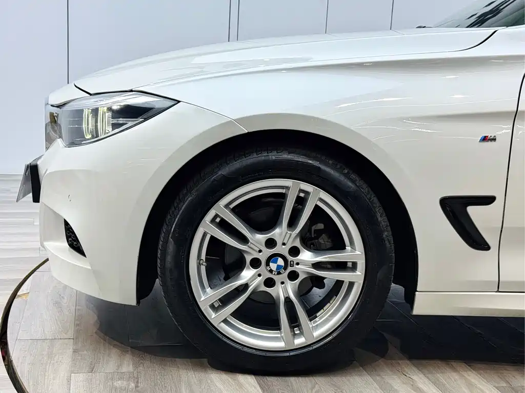 BMW BMW 3 Series GT 2020 320i M Sport Package 2021 - thumbnail 28