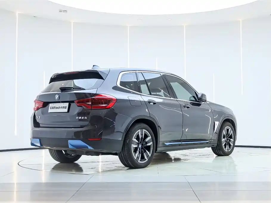BMW BMW iX3 2021 Leading Model 2021 - thumbnail 5