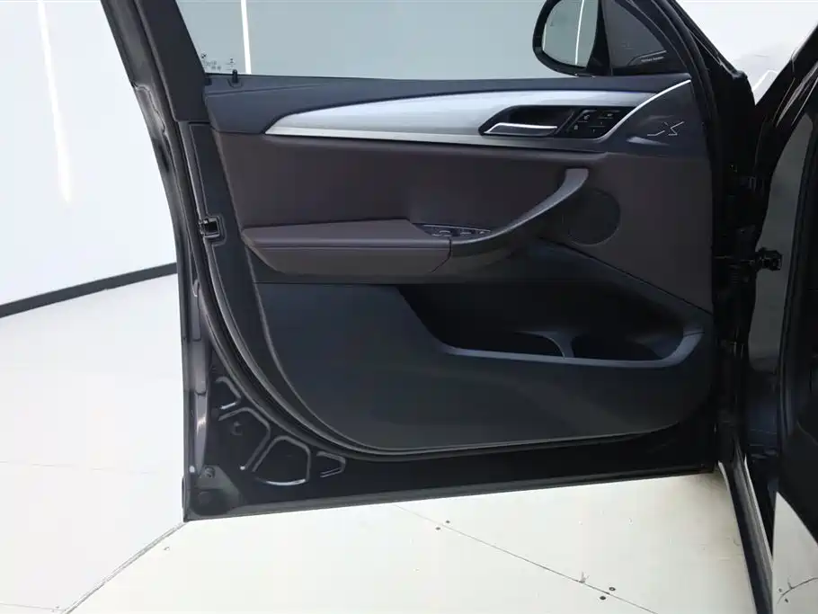 BMW BMW iX3 2021 Leading Model 2021 - thumbnail 15