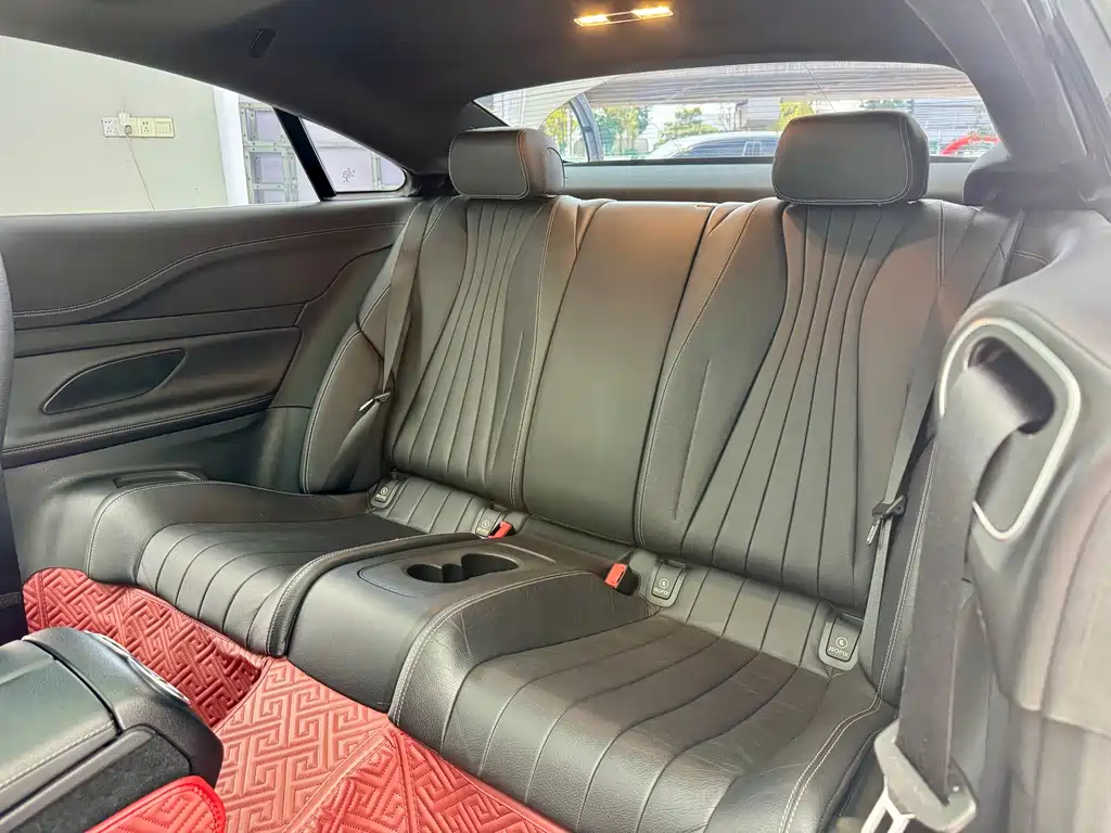 Mercedes-Benz Mercedes-Benz E-Class Coupe E 200 2019 Model 2019 - thumbnail 10