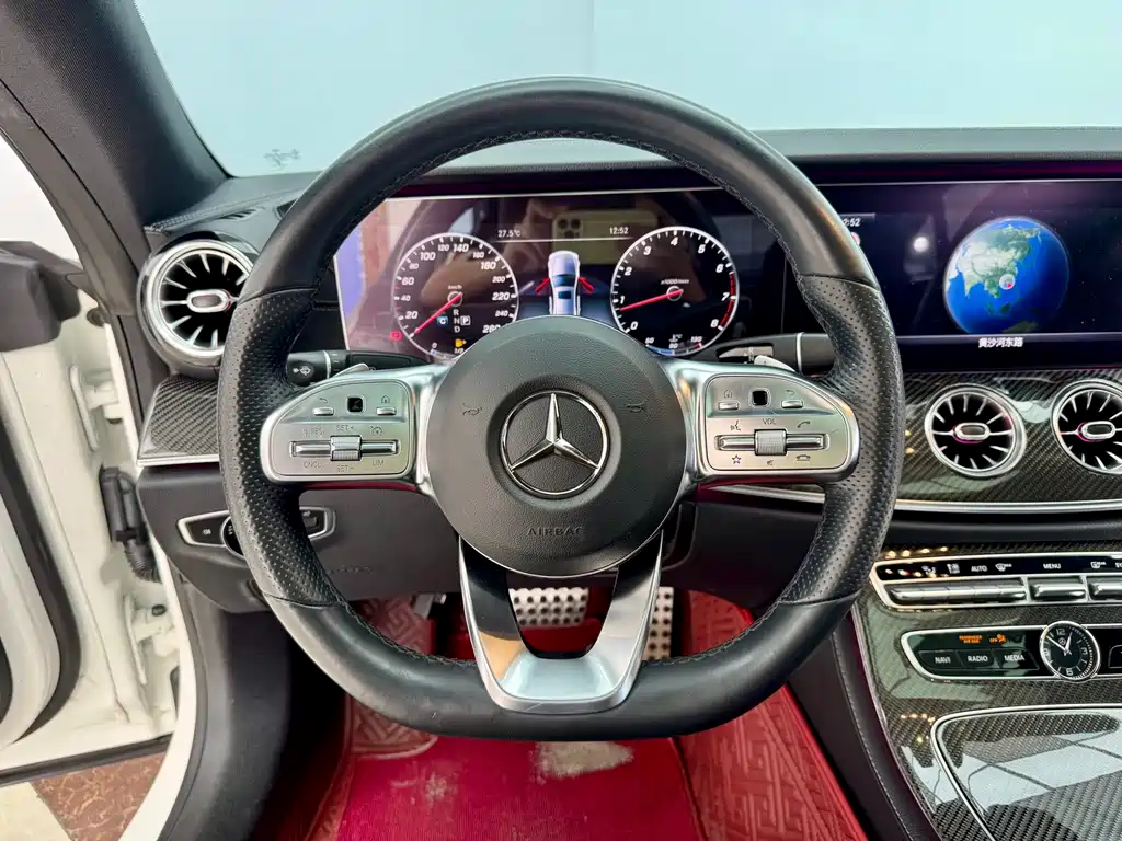 Mercedes-Benz Mercedes-Benz E-Class Coupe E 200 2019 Model 2019 - thumbnail 15