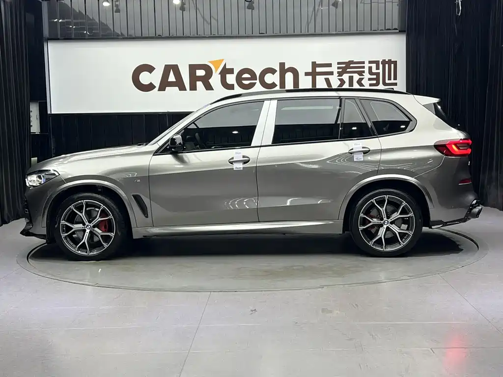 BMW BMW X5 xDrive 40Li M Sport Package 2022 Model Year 2023 - thumbnail 4