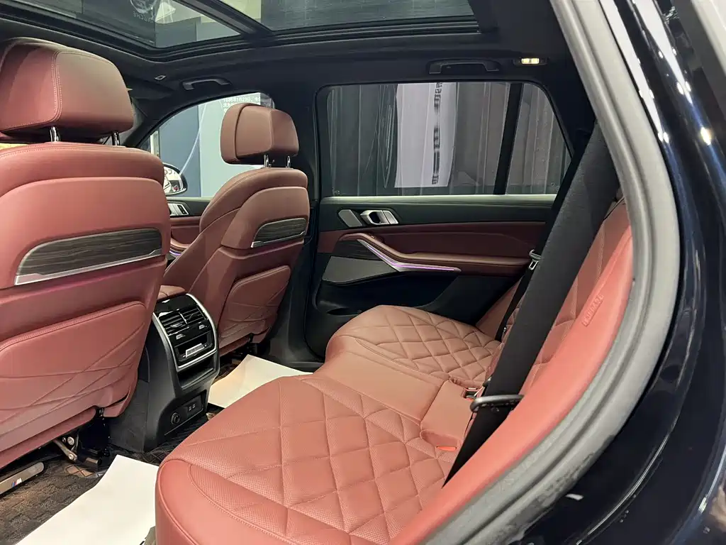 BMW BMW X5 xDrive 40Li M Sport Package 2022 Model Year 2023 - thumbnail 11