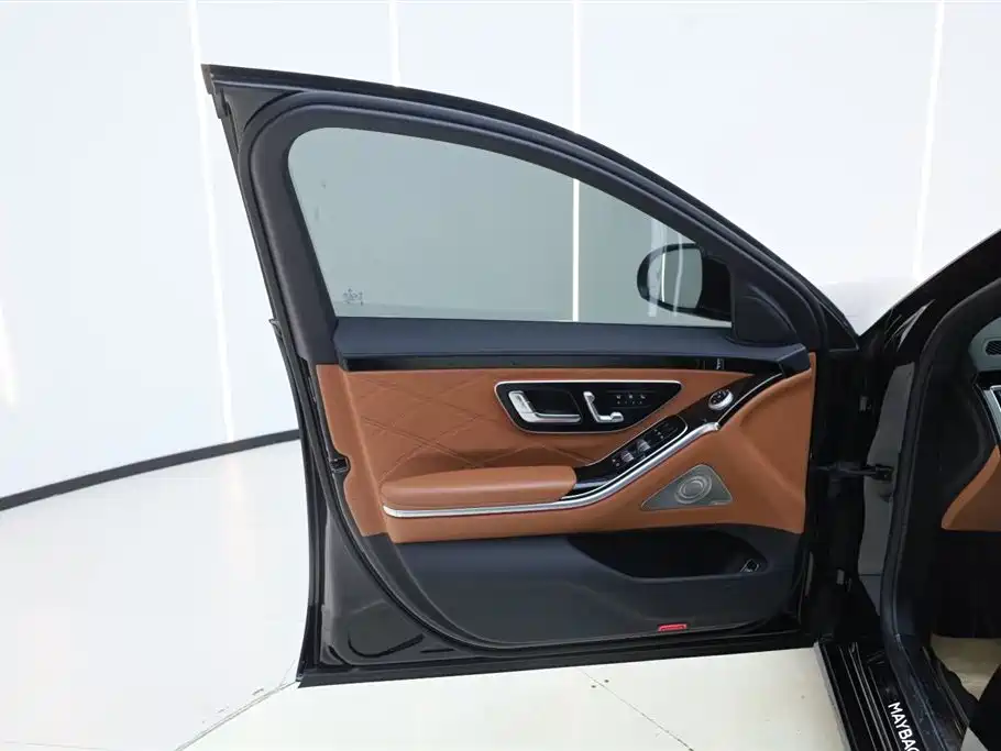 Mercedes-Benz Maybach S-Class 2021 S 480 4MATIC 2021 - thumbnail 16