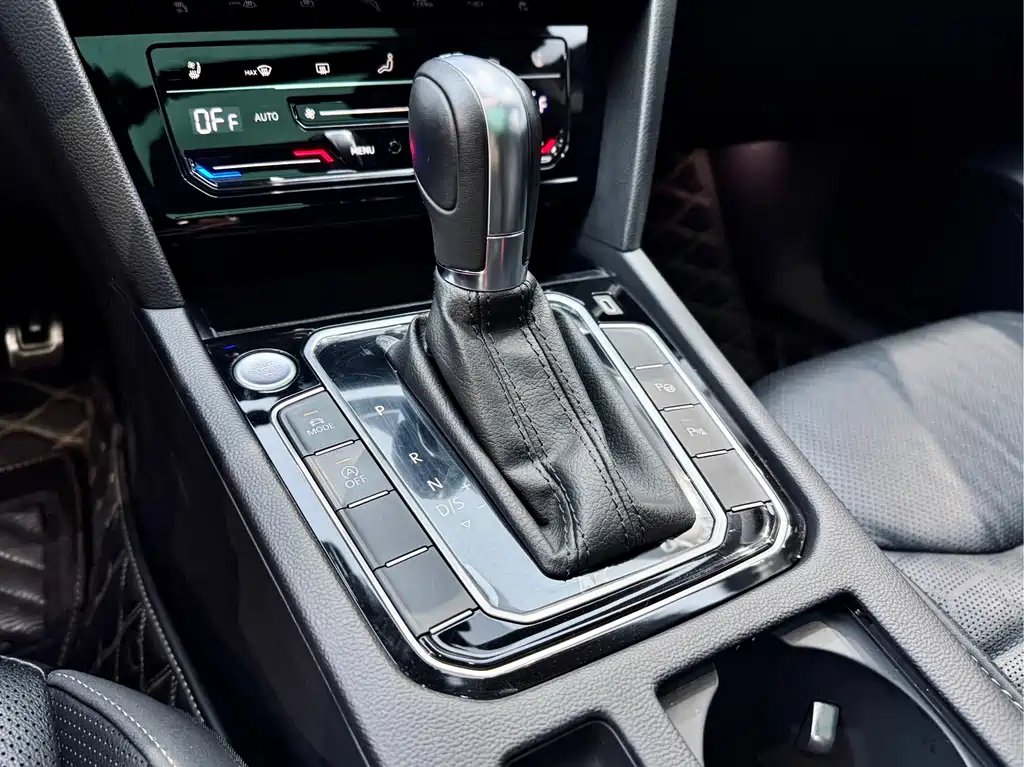 Volkswagen FAW-Volkswagen CC 2021 Shooting Brake 380TSI Hunting Heart Edition 2022 - thumbnail 16