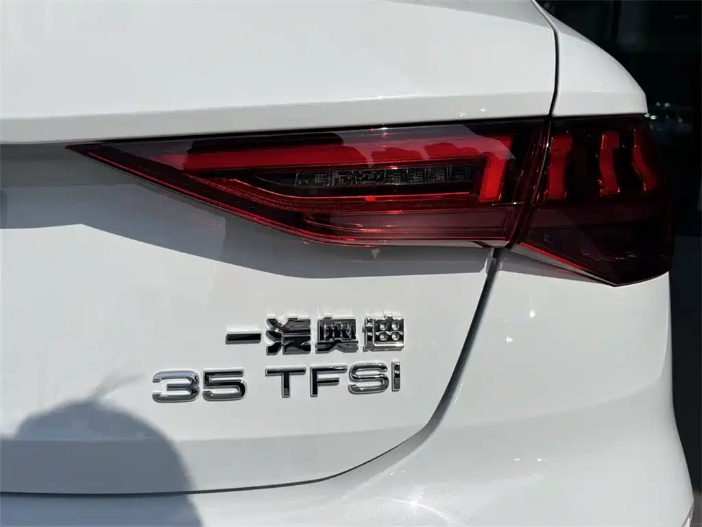 Audi Audi A3 2024 Sportback 35 TFSI Fashion Sport Model 2024 - thumbnail 13