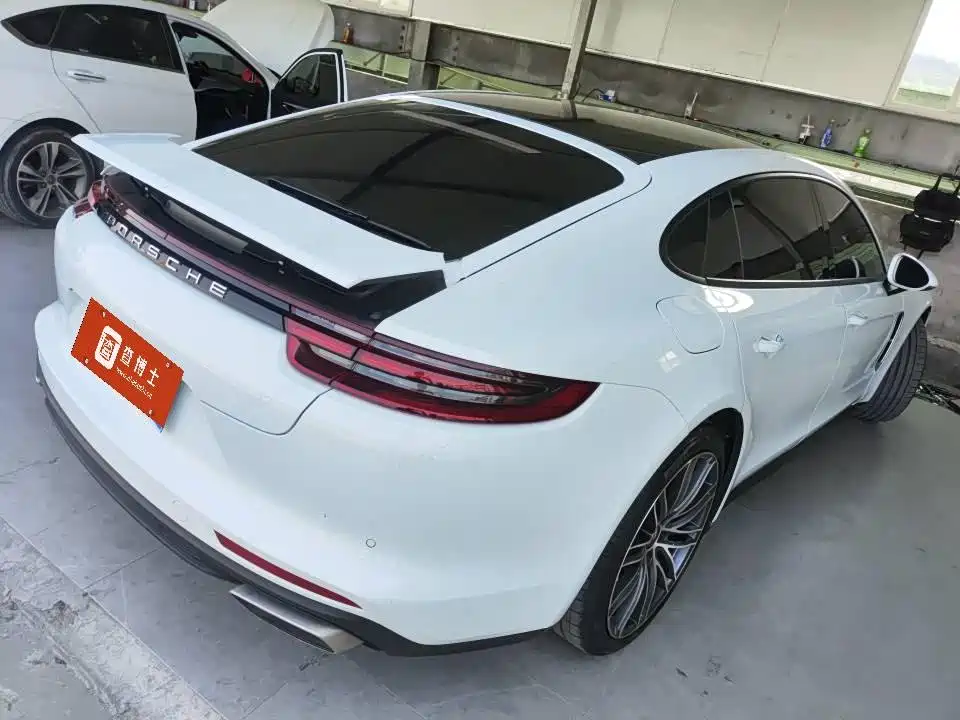 Porsche Porsche Panamera 2019 Panamera 4 Executive Long Wheelbase 2.9T 2019 - thumbnail 3