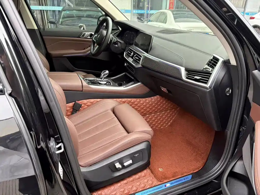 BMW BMW X5 (Imported) 2021 Model Facelift xDrive40i M Sport Package 2021 - thumbnail 7