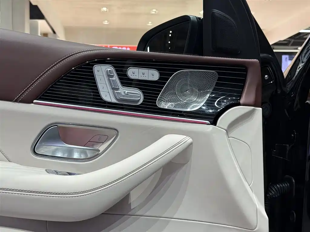 Mercedes-Benz Maybach GLS 2025 GLS 480 4MATIC 2025 - thumbnail 9