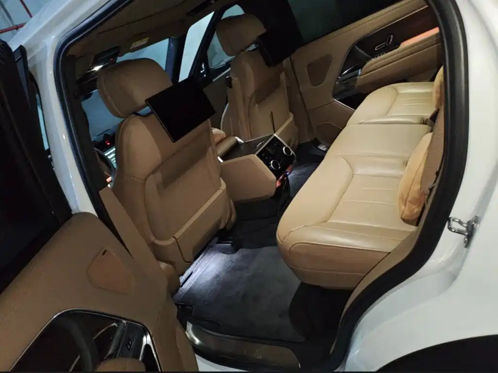 Land Rover Range Rover 2023 Facelift 3.0 L6 400PS Autobiography Long Wheelbase 2023 - thumbnail 3