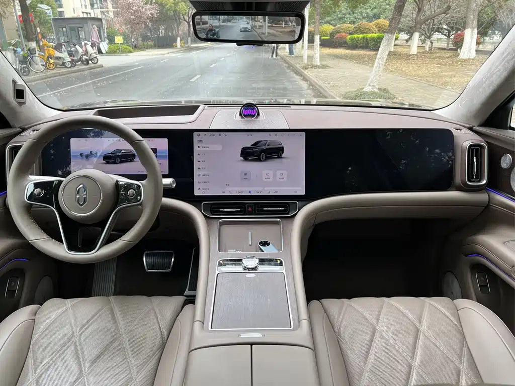 AITO Qijie Aito M9 2025 Extended Range Ultra 52kWh 6-Seat Version with 192-line LiDAR 2025 - thumbnail 8