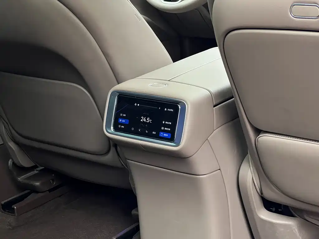 AITO Qijie Aito M9 2025 Extended Range Ultra 52kWh 6-Seat Version with 192-line LiDAR 2025 - thumbnail 22