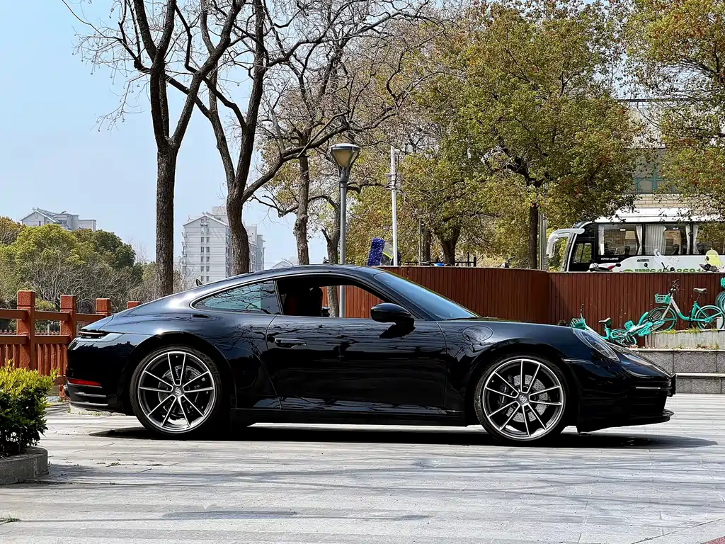 Porsche Porsche 911 2023 Carrera 3.0T 2024 - thumbnail 3