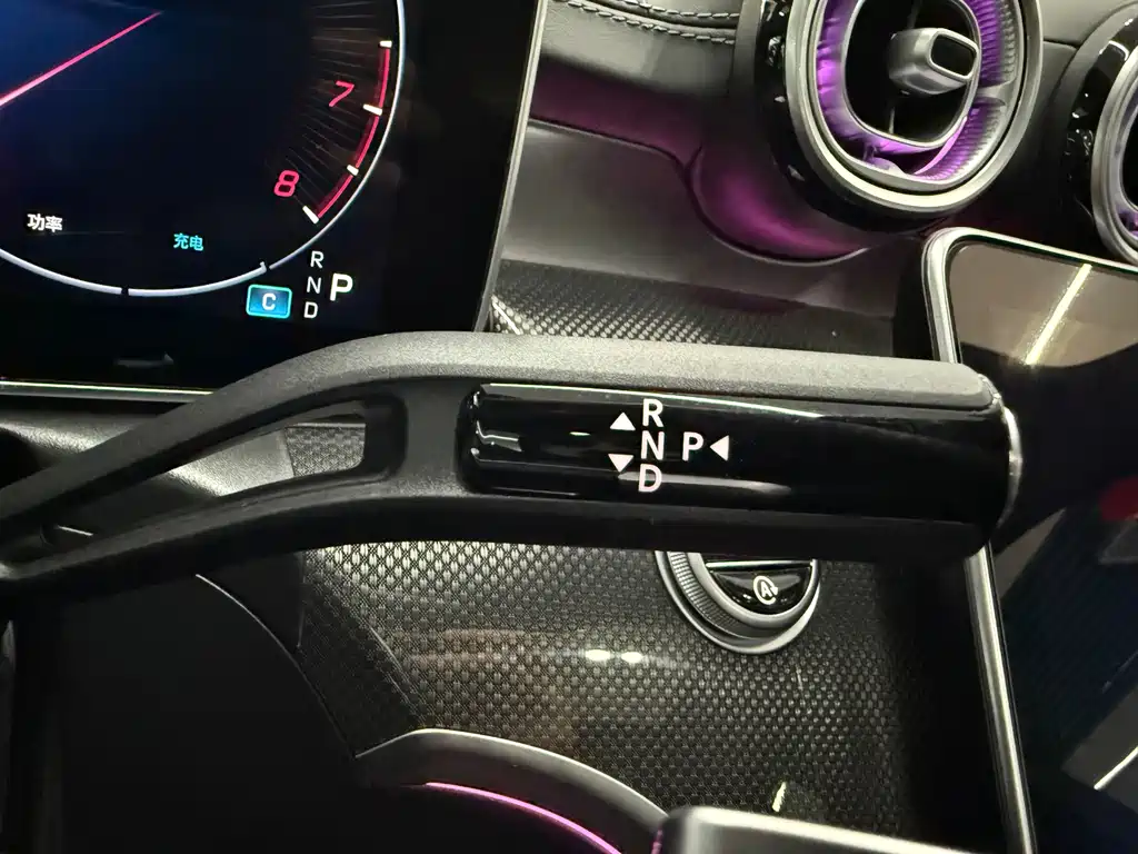 Mercedes-Benz Mercedes-Benz C-Class 2025 C 260 L Sport Edition 2025 - thumbnail 10