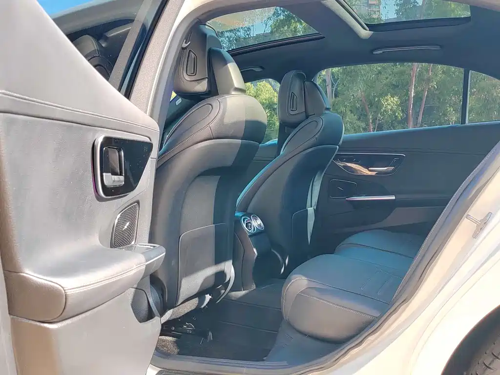 Mercedes-Benz Mercedes-Benz C-Class 2022 C 260 L Sport Edition 2022 - thumbnail 7