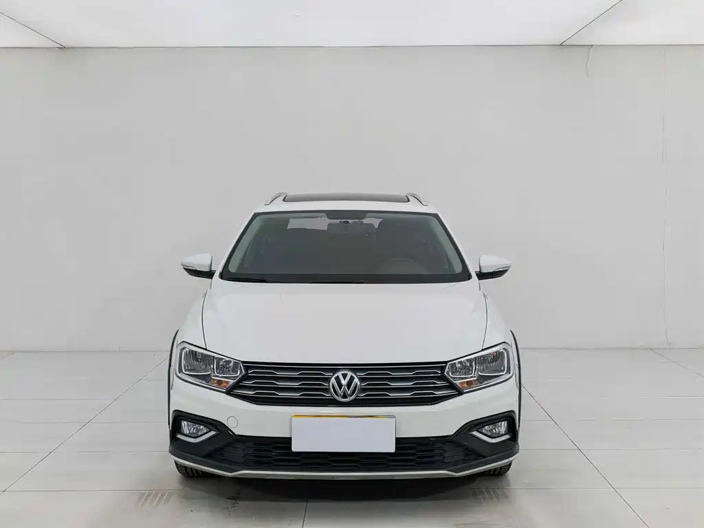 Volkswagen C-TREK Vilor 2018 230TSI DSG Comfort Model 2017 - thumbnail 2