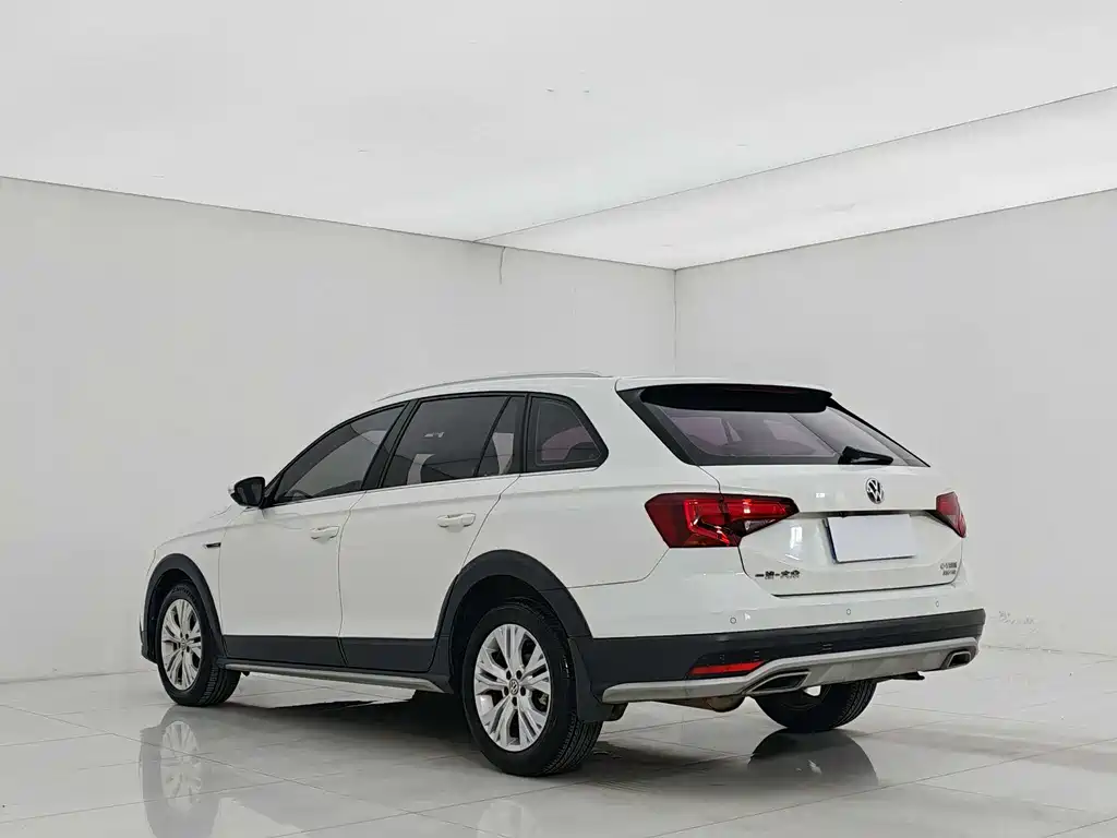 Volkswagen C-TREK Vilor 2018 230TSI DSG Comfort Model 2017 - thumbnail 3