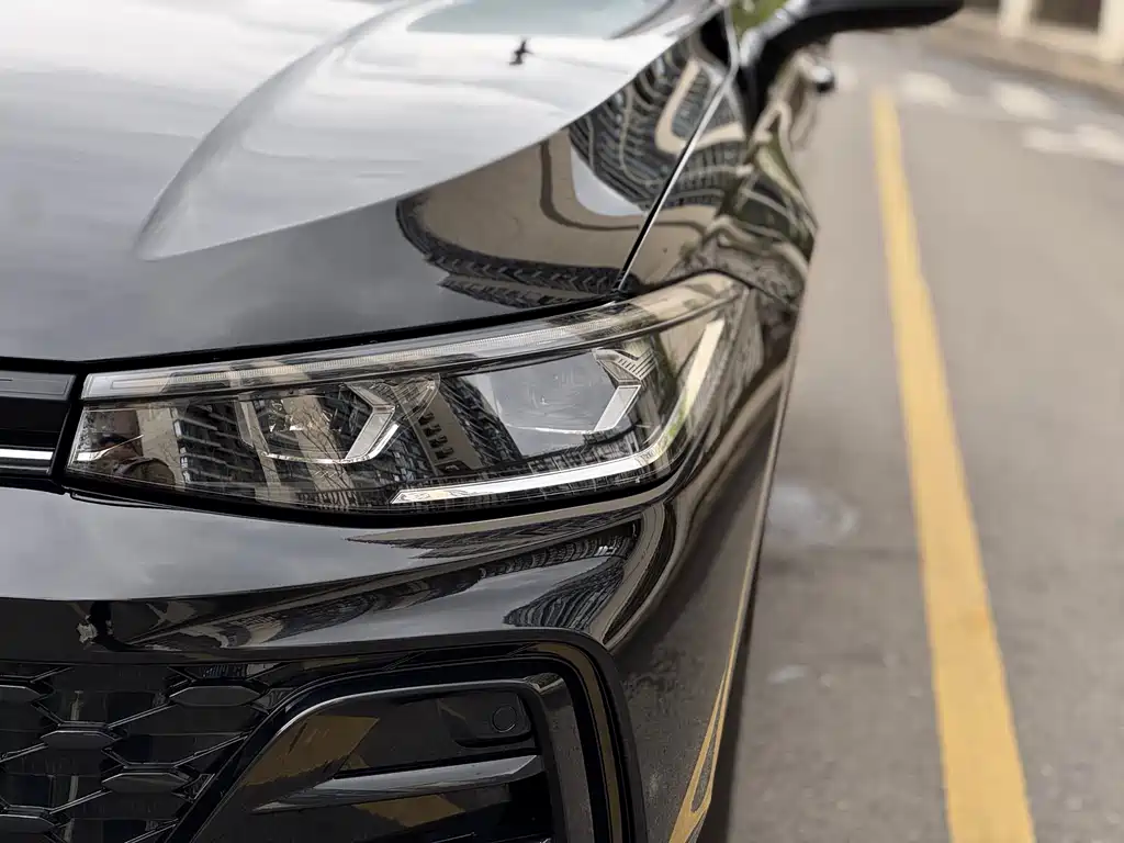 Volkswagen Volkswagen Passat 2025 Pro 380TSI Dragon Edition 2025 - thumbnail 4