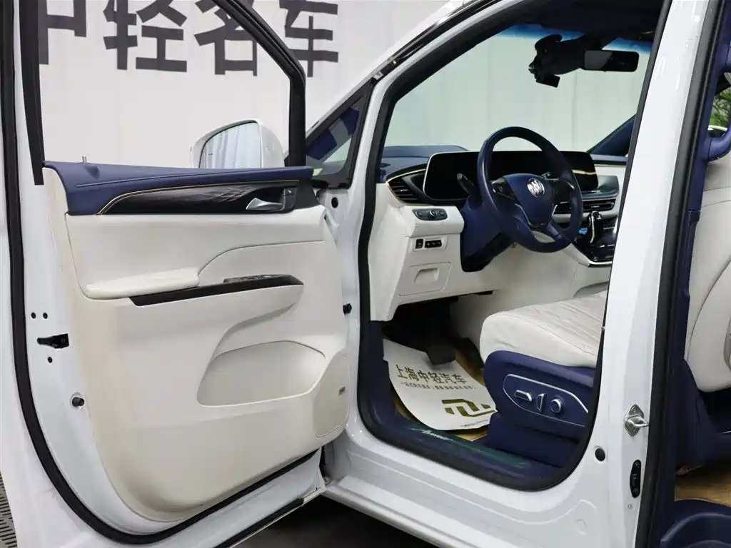 Buick Buick GL8 2022 Avenir Four-Seat Luxury Edition 2023 - thumbnail 5